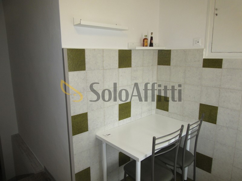 Quadrilocale in Affitto a Sesto Fiorentino, zona Centro Storico, 1'100&euro;, 100 m², arredato