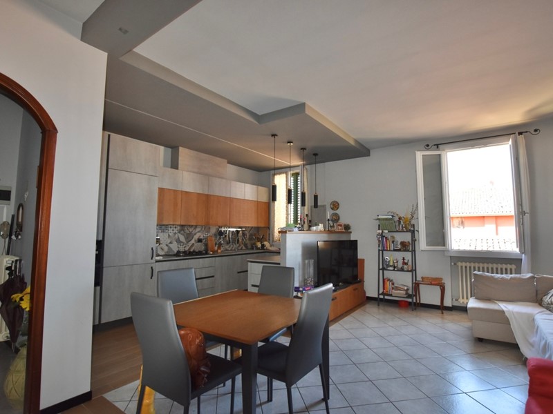 Appartamento in Vendita a Baricella, 185'000&euro;, 108 m², con Box
