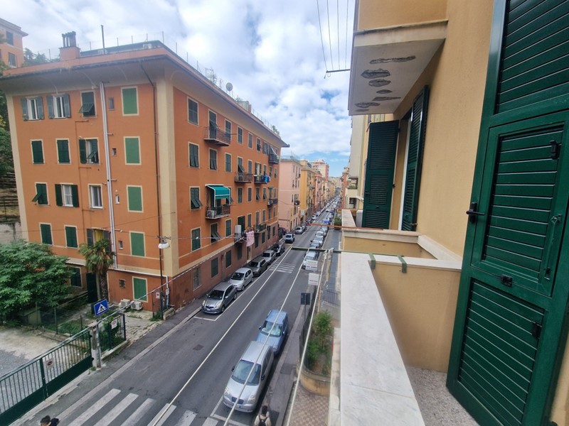 Quadrilocale in Affitto a Genova, zona San Fruttuoso, 500&euro;, 54 m², arredato