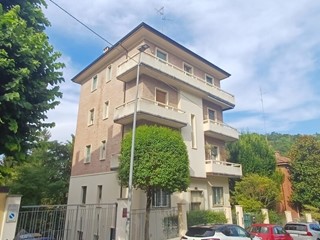Bilocale in Affitto a Bologna, 1'100&euro;, 74 m², arredato, con Box