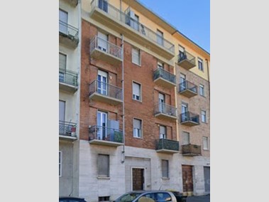 Bilocale in Vendita a Torino, 63'000&euro;, 49 m²