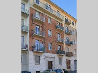 Bilocale in Vendita a Torino, 63'000&euro;, 49 m²