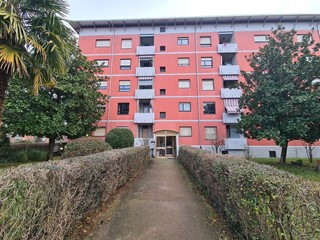 Trilocale in Vendita a Grugliasco, 63'000&euro;, 78 m²