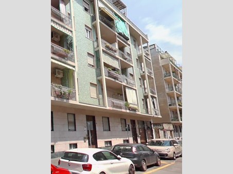 Trilocale in Vendita a Torino, 40'500&euro;, 77 m²