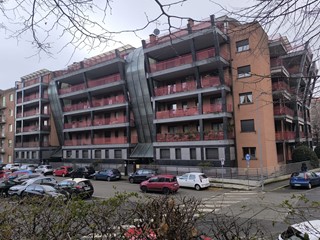 Quadrilocale in Vendita a Pinerolo, 150'750&euro;, 111 m²