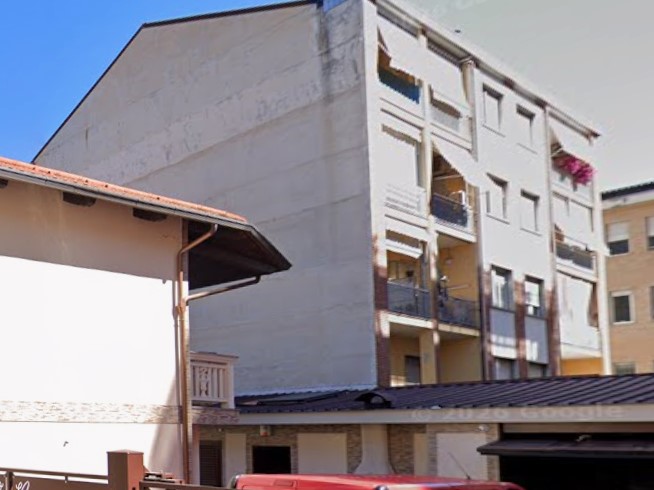 Trilocale in Vendita a Nichelino, 57'600&euro;, 65 m²