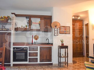 Monolocale in Vendita a Oulx, 66'000&euro;, 30 m², con Box