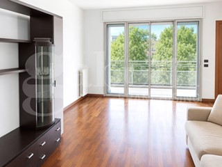 Bilocale in Affitto a Milano, 1'300&euro;, 70 m², arredato, con Box