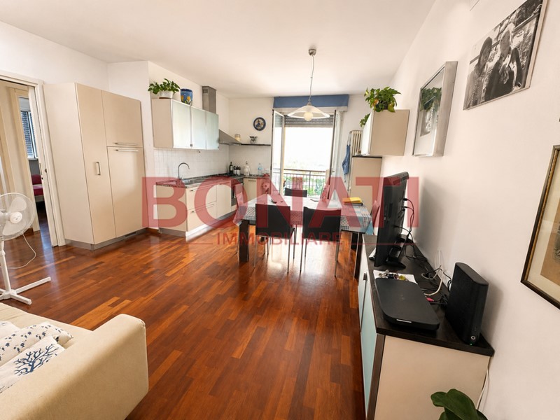 Appartamento in Vendita a La Spezia, zona Periferia Est, 260'000&euro;, 88 m², arredato