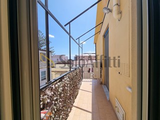 Trilocale in Affitto a Catanzaro, zona Lido Lungomare, 600&euro;, 70 m², arredato