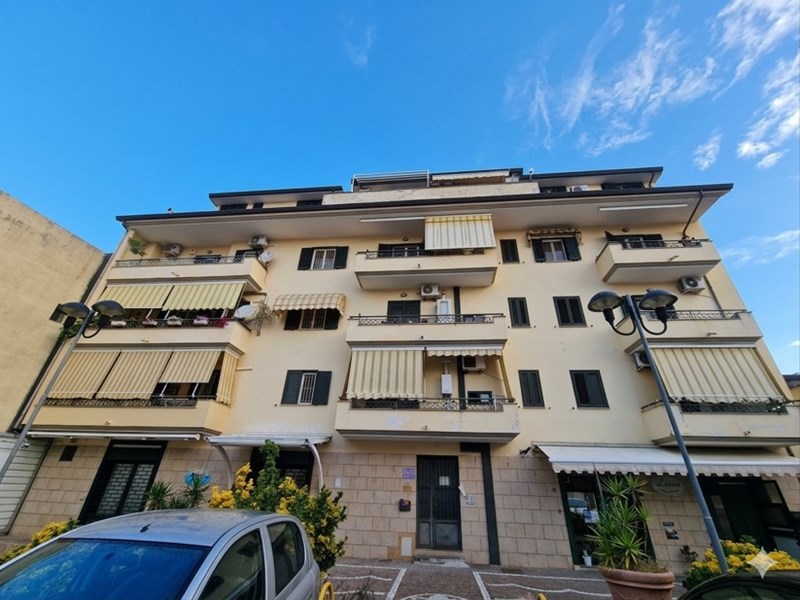 Appartamento in Vendita a Curti, zona via Giuseppe Verdi, 219'000&euro;, 120 m²