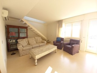 Attico in Affitto a Camaiore, zona Lido di Camaiore, 3'800&euro;, 120 m², arredato