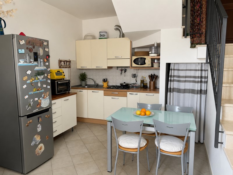 Trilocale in Vendita a Guardistallo, 180'000&euro;, 60 m², arredato, con Box