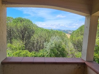 Trilocale in Vendita a Cinigiano, 250'000&euro;, 100 m², con Box