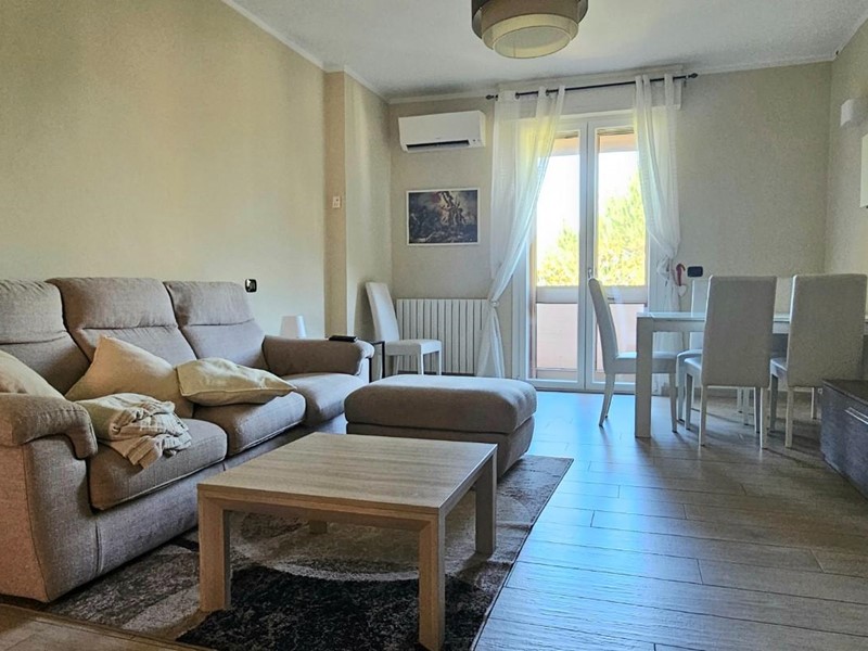Appartamento in Affitto a Pisa, 1'200&euro;, 110 m², arredato
