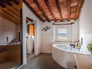 Trilocale in Vendita a Lajatico, 159'000&euro;, 43 m², arredato