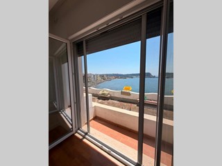 Trilocale in Affitto a Pozzuoli, 3'000&euro;, 100 m², arredato