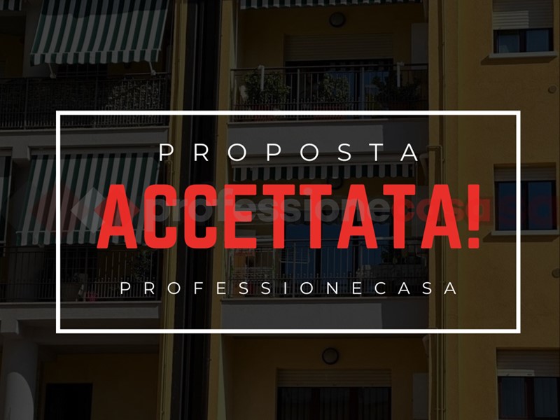 Trilocale in Vendita a Avezzano, 86'000&euro;, 65 m², con Box