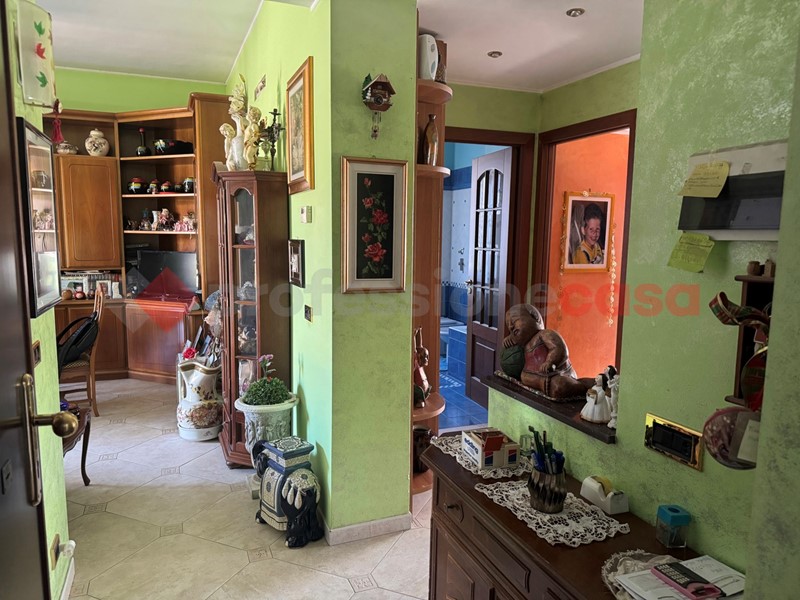 Trilocale in Vendita a Senago, 190'000&euro;, 84 m², arredato, con Box