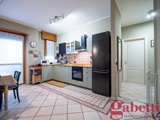 Bilocale in Vendita a Milano, 309'000&euro;, 59 m²