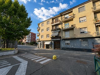 Quadrilocale in Vendita a Pianezza, 113'000&euro;, 92 m², con Box