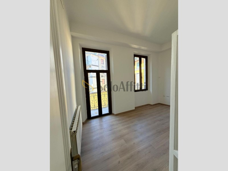Quadrilocale in Affitto a Busto Arsizio, 1'500&euro;, 145 m²