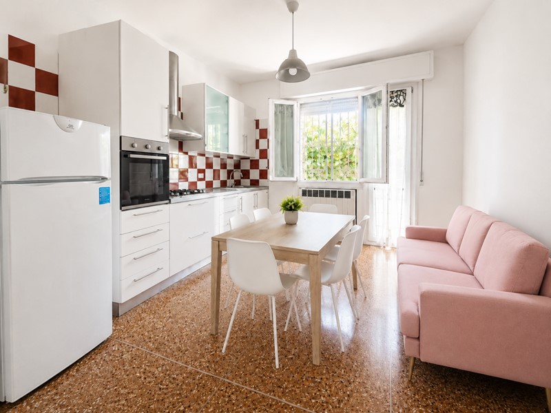 Bilocale in Vendita a Bologna, 800&euro;, 53 m², arredato