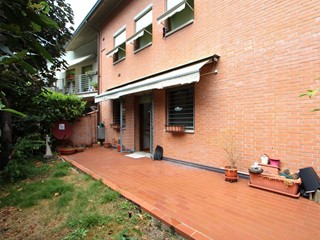 Appartamento in Vendita a Valsamoggia, zona Bazzano, 265'000&euro;, 98 m², con Box