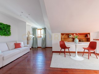 Quadrilocale in Vendita a Roma, 270'000&euro;, 92 m², arredato, con Box