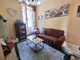 Trilocale in Vendita a Ventimiglia, zona Centro Storico, 120'000&euro;, 60 m²