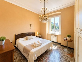 Appartamento in Vendita a Genova, zona San Fruttuoso, 120'000&euro;, 94 m²