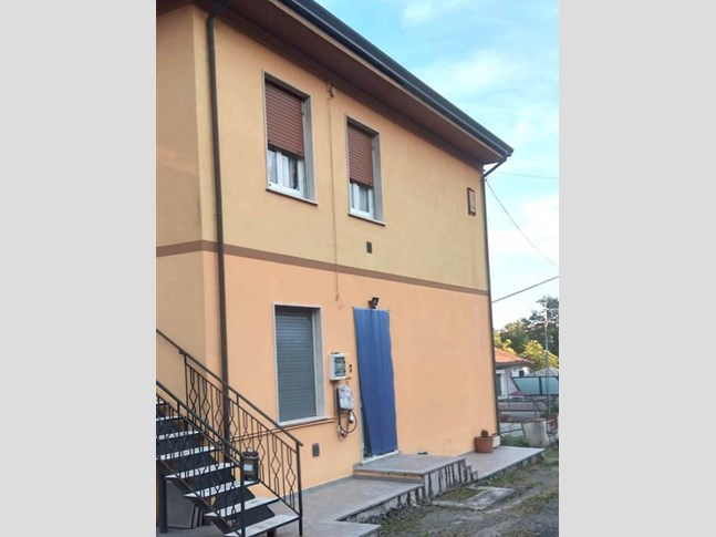 Quadrilocale in Vendita a La Spezia, zona Brigola, 150'000&euro;, 90 m²