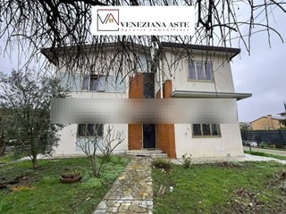 Appartamento in Vendita a Spinea, 203'820&euro;, 143 m²