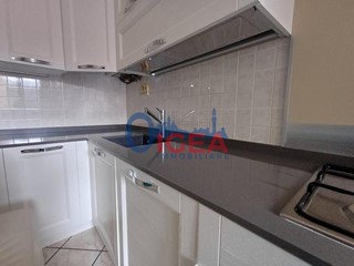 Trilocale in Vendita a Monteroni d'Arbia, zona Ponte a Tressa, 145'000&euro;, 69 m², arredato, con Box