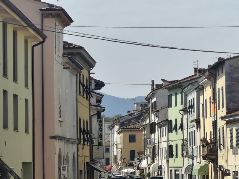 Trilocale in Vendita a Lucca, 280'000&euro;, 82 m²