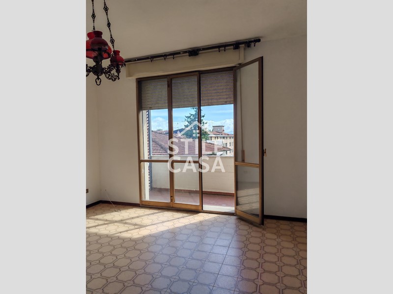 Appartamento in Vendita a Santa Croce sull'Arno, 95'000&euro;, 84 m²