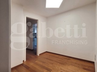 Appartamento in Vendita a San Benedetto del Tronto, 350'000&euro;, 135 m², arredato