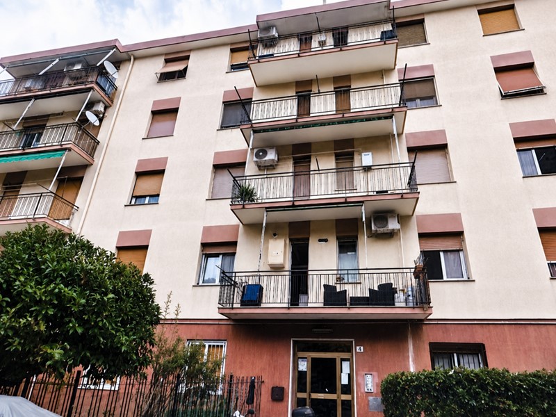 Quadrilocale in Vendita a Genova, 41'025&euro;, 77 m²