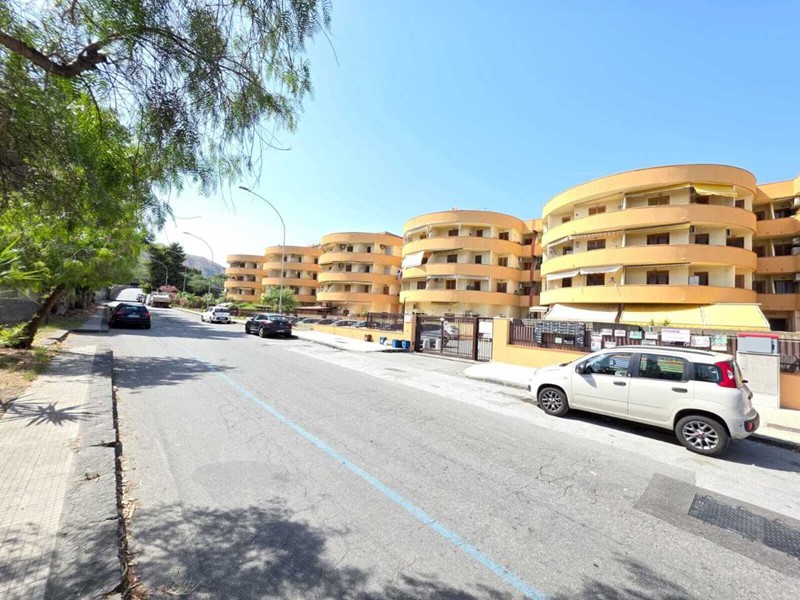 Bilocale in Vendita a Roccalumera, 70'000&euro;, 45 m²
