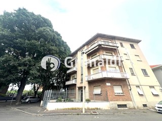 Trilocale in Vendita a Vercelli, 110'000&euro;, 102 m²