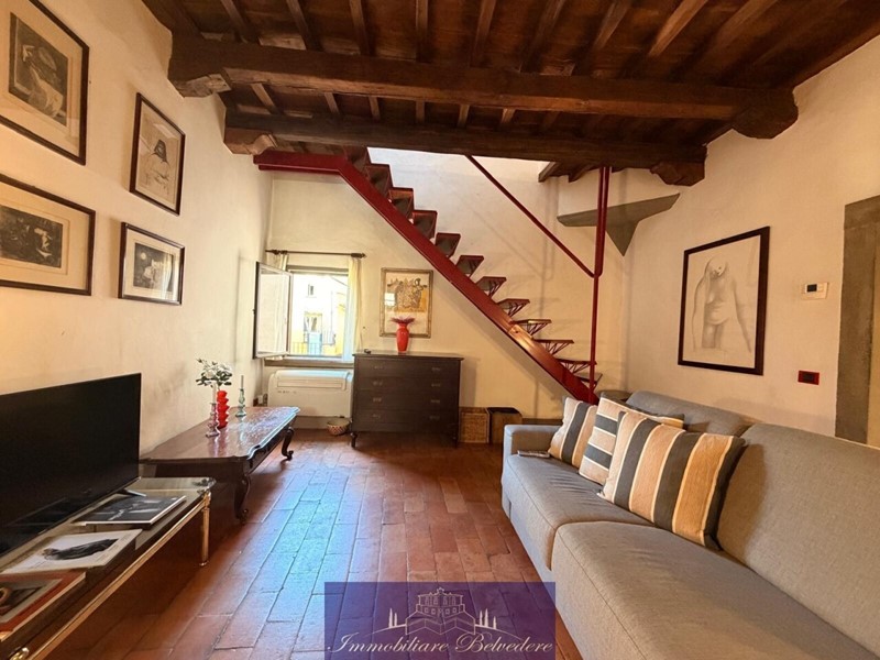 Trilocale in Vendita a Firenze, zona Oltrarno, 415'000&euro;, 70 m²