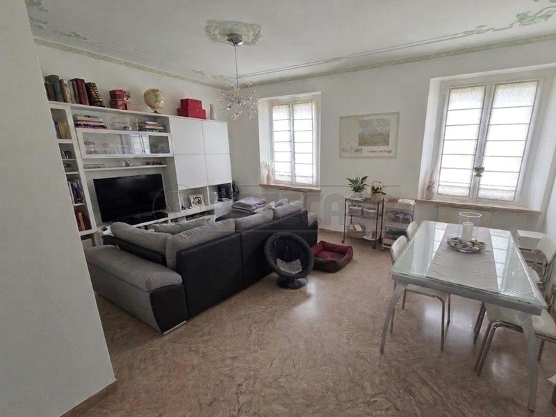Appartamento in Vendita a Chiampo, zona CHIAMPO, 148'000&euro;, 125 m²