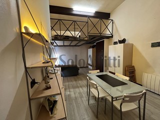 Monolocale in Affitto a Pavia, zona Centro, 580&euro;, 45 m², arredato