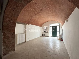 Appartamento in Vendita a Castelfranco di Sotto, 75'000&euro;, 114 m², arredato