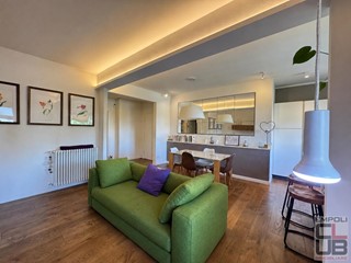 Appartamento in Vendita a Firenze, zona San Bartolo a Cintoia, 370'000&euro;, 120 m²