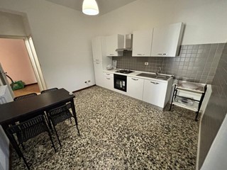 Appartamento in Affitto a Carrara, 1'600&euro;, 120 m², arredato