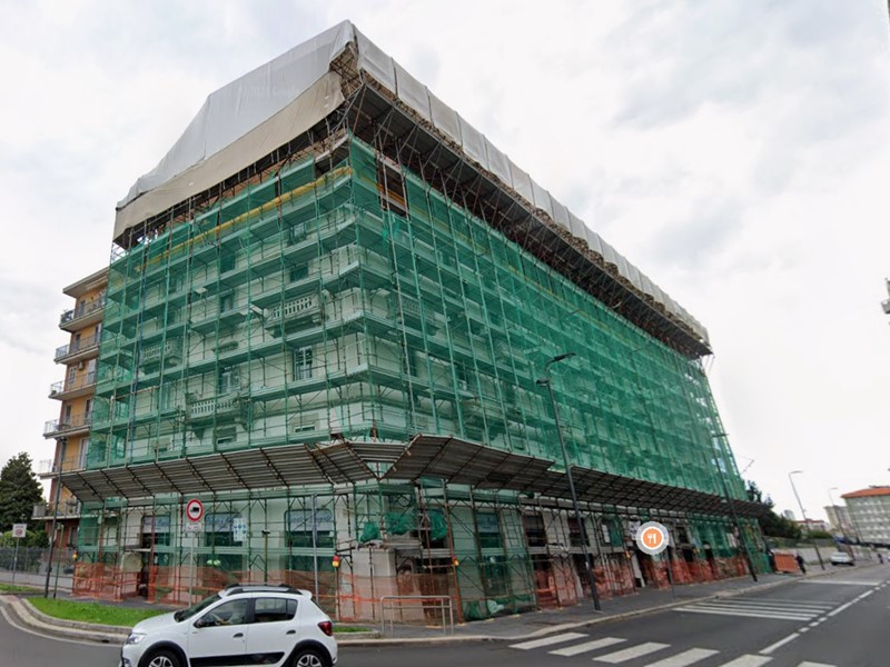 Bilocale in Vendita a Milano, 84'000&euro;, 37 m²