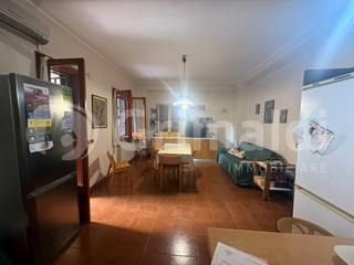 Quadrilocale in Vendita a Messina, 140'000&euro;, 156 m²