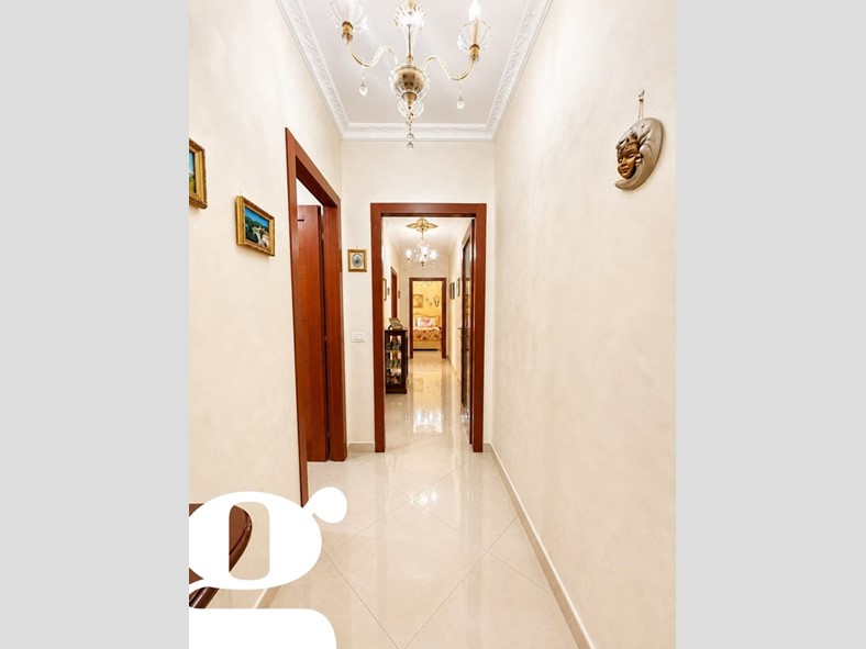 Trilocale in Vendita a Napoli, 495'000&euro;, 108 m²