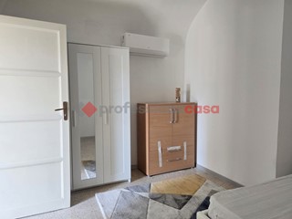 Appartamento in Affitto a Catania, 370&euro;, 160 m², arredato